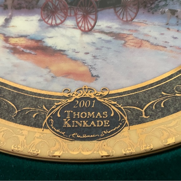 Thomas Kinkade Victorian Christmas II Plate -2001 - Picture 2 of 6